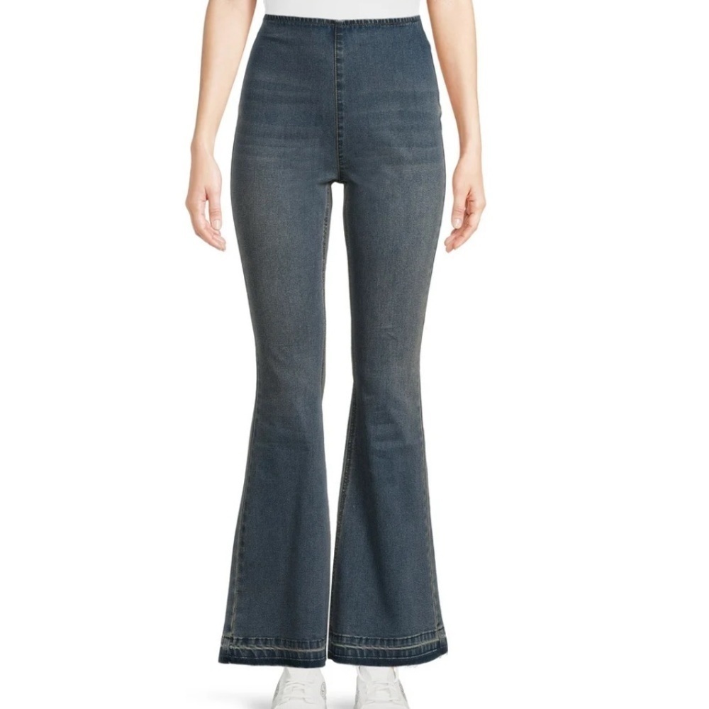 Juniors Pull On Flare Jeans - Picture 5 of 5